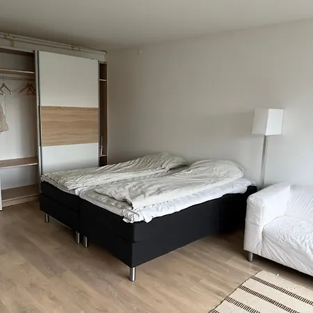 Win Apartment *